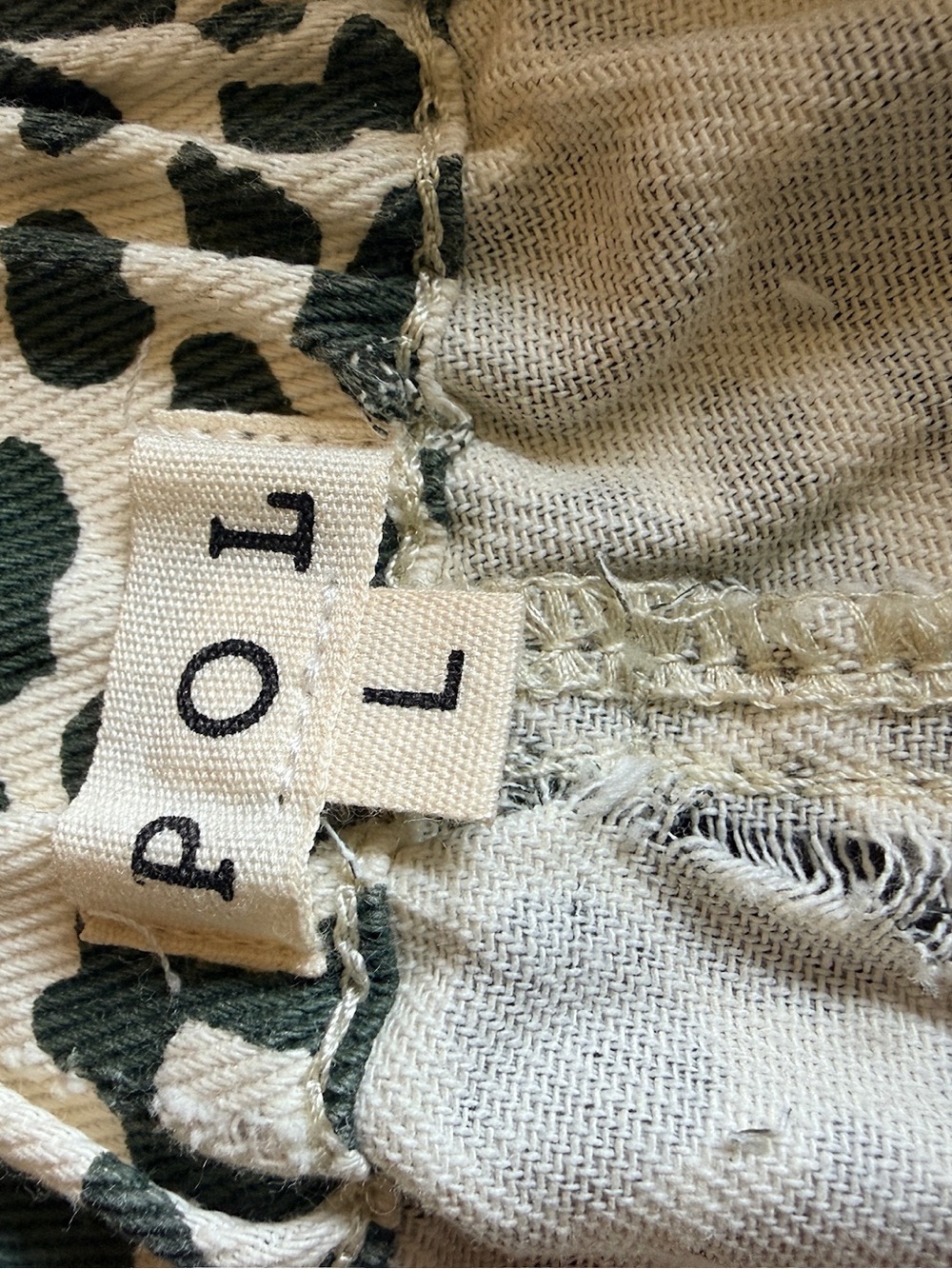 Pol large sage green leopard cheetah Lace boho retro cowgirl pants cinched ankle - Picture 2 of 7